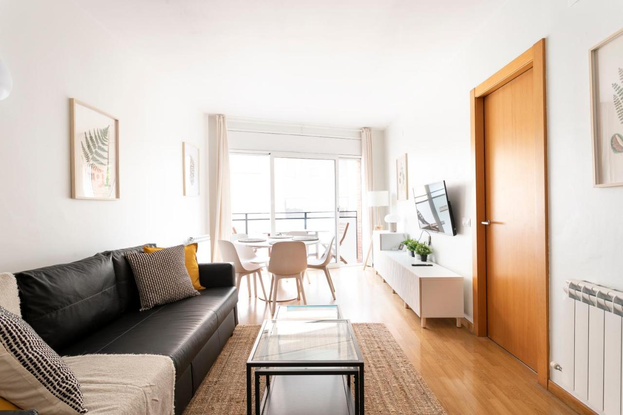 Ab North Barcelona Apartments Santa Coloma de Gramenet Bagian luar foto