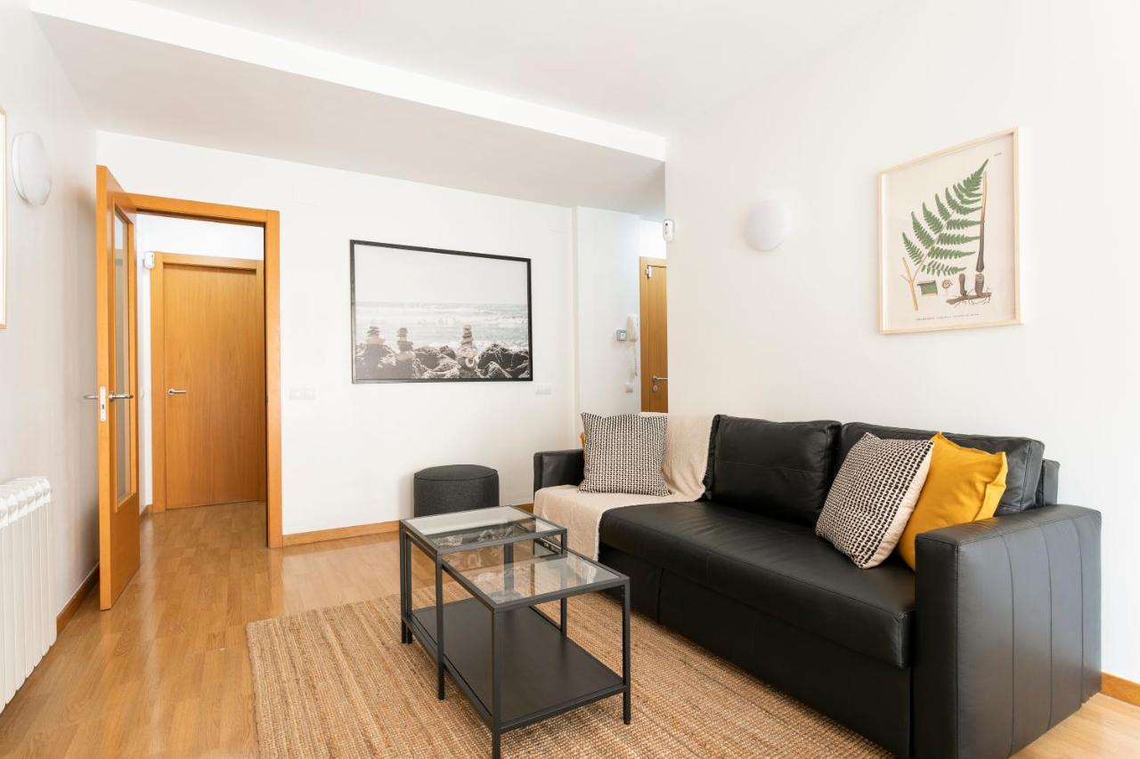 Ab North Barcelona Apartments Santa Coloma de Gramenet Bagian luar foto