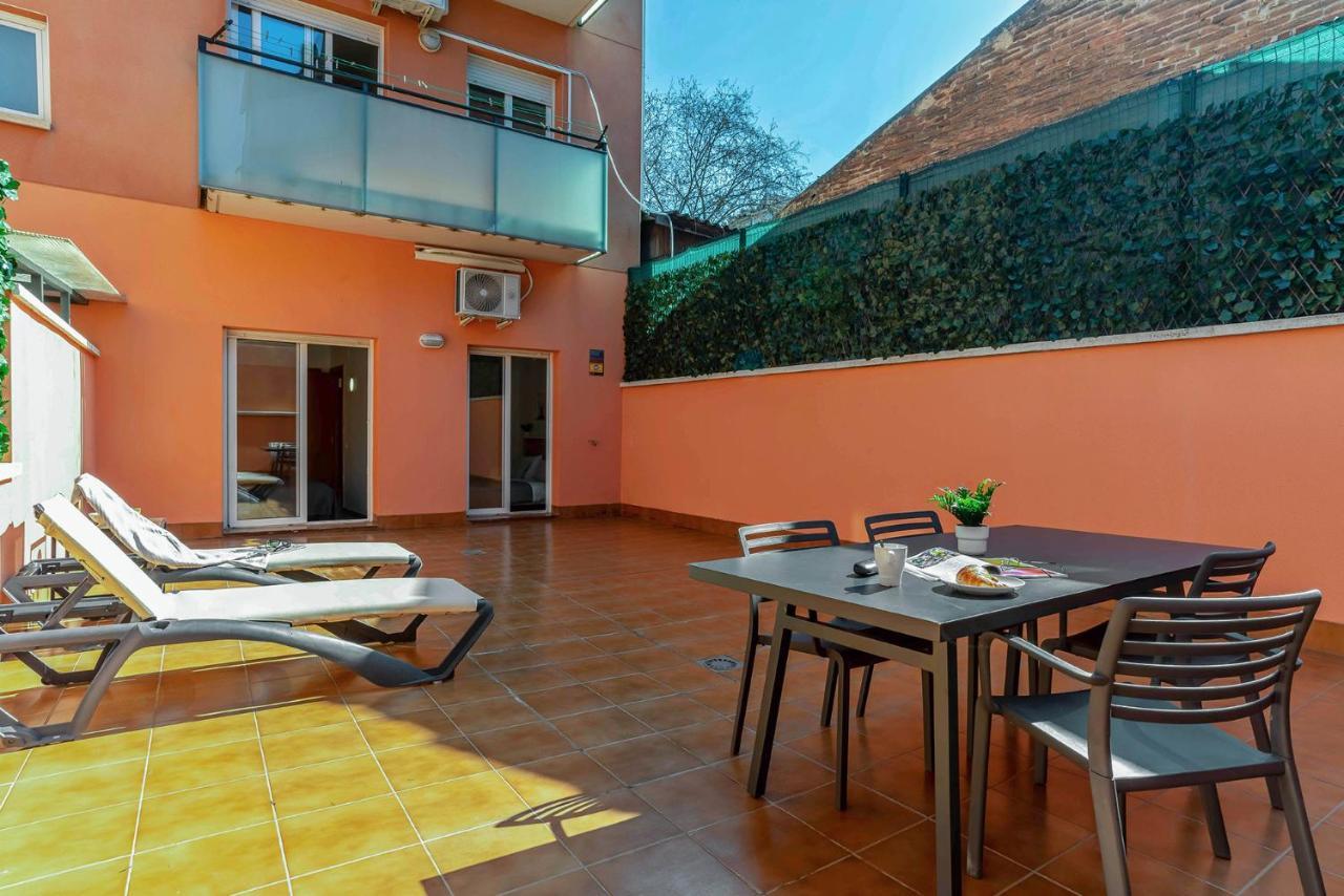 Ab North Barcelona Apartments Santa Coloma de Gramenet Bagian luar foto