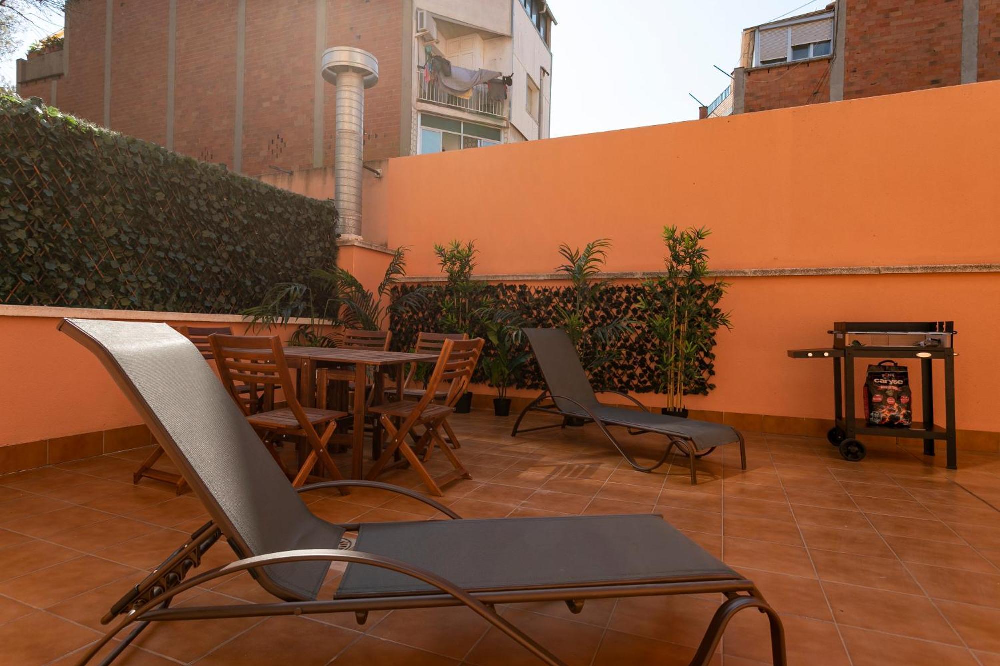 Ab North Barcelona Apartments Santa Coloma de Gramenet Bagian luar foto