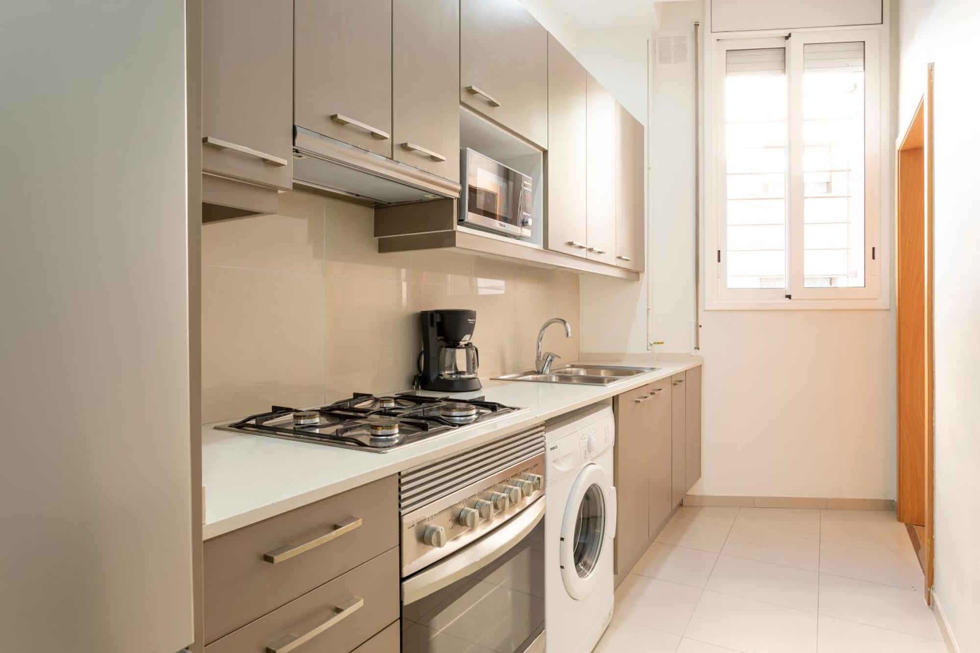 Ab North Barcelona Apartments Santa Coloma de Gramenet Bagian luar foto