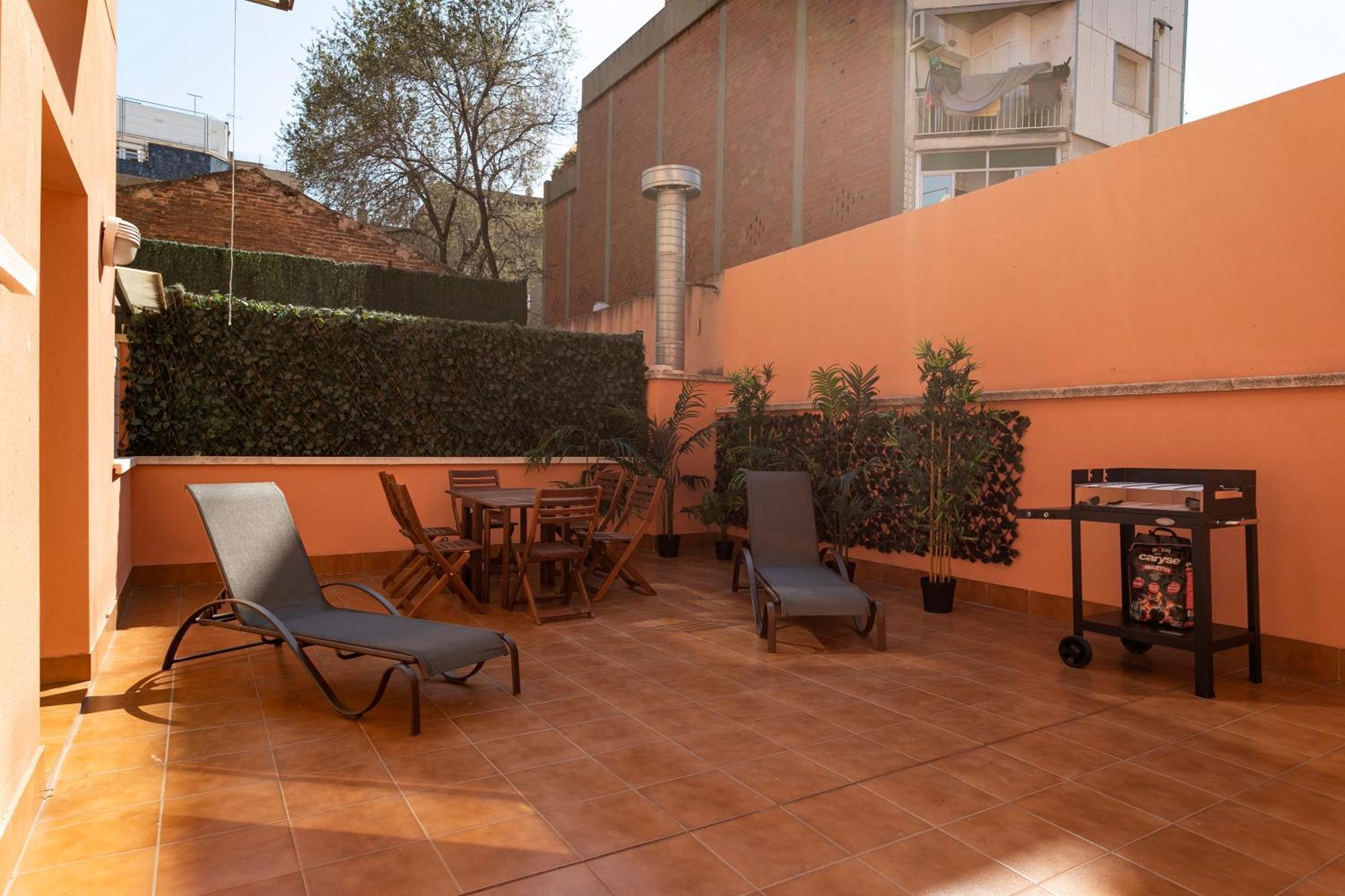 Ab North Barcelona Apartments Santa Coloma de Gramenet Bagian luar foto